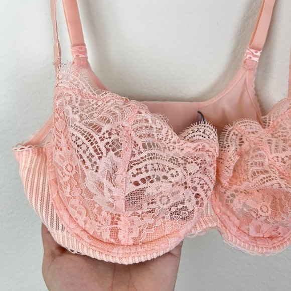 Victoria's Secret Sheer Lace Balconette Bra 36C - Picture 2 of 4